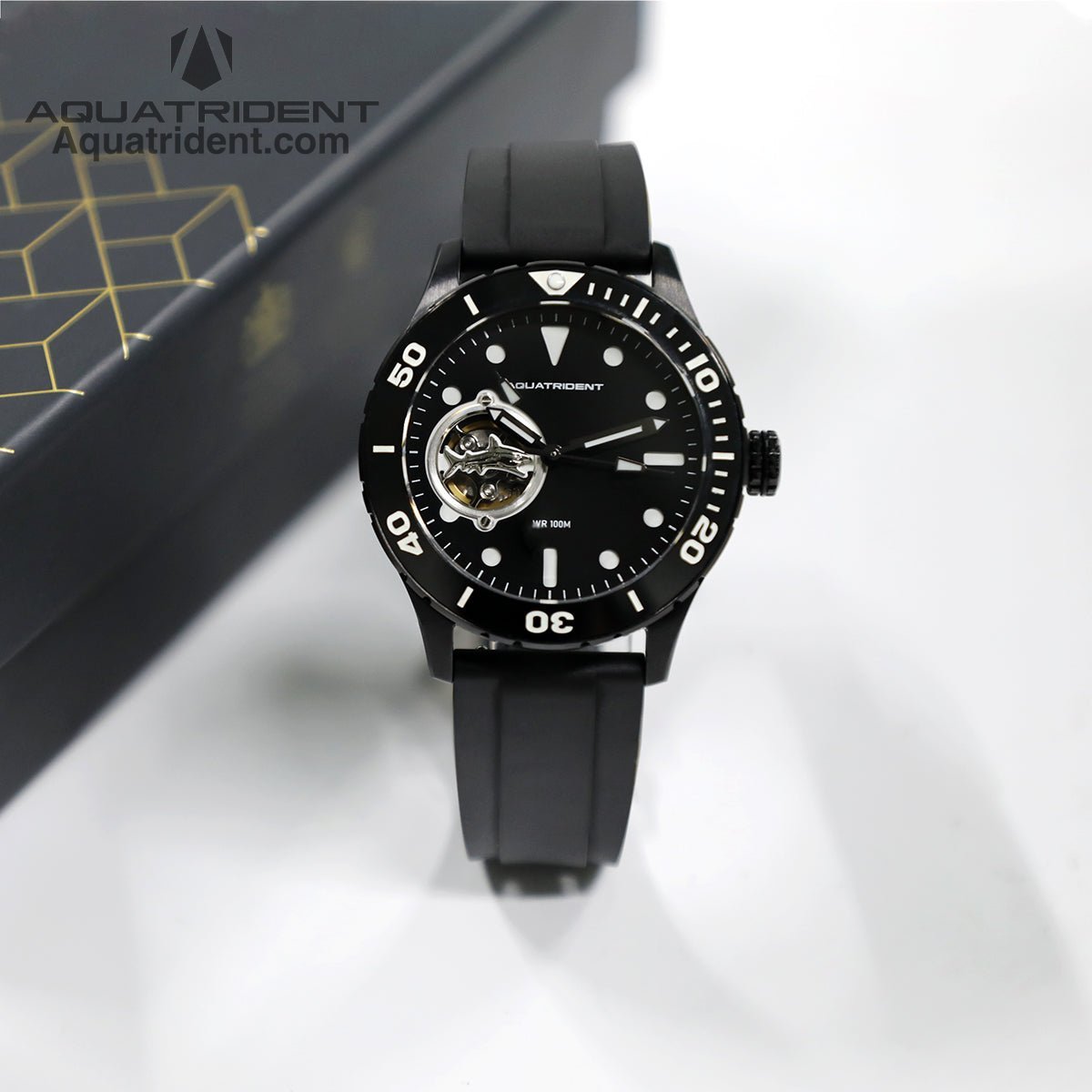 Shark Dive Watch. Black Dial/ Black Bezel. Black Fluororubber Strap 40mm. AQ-23005-03