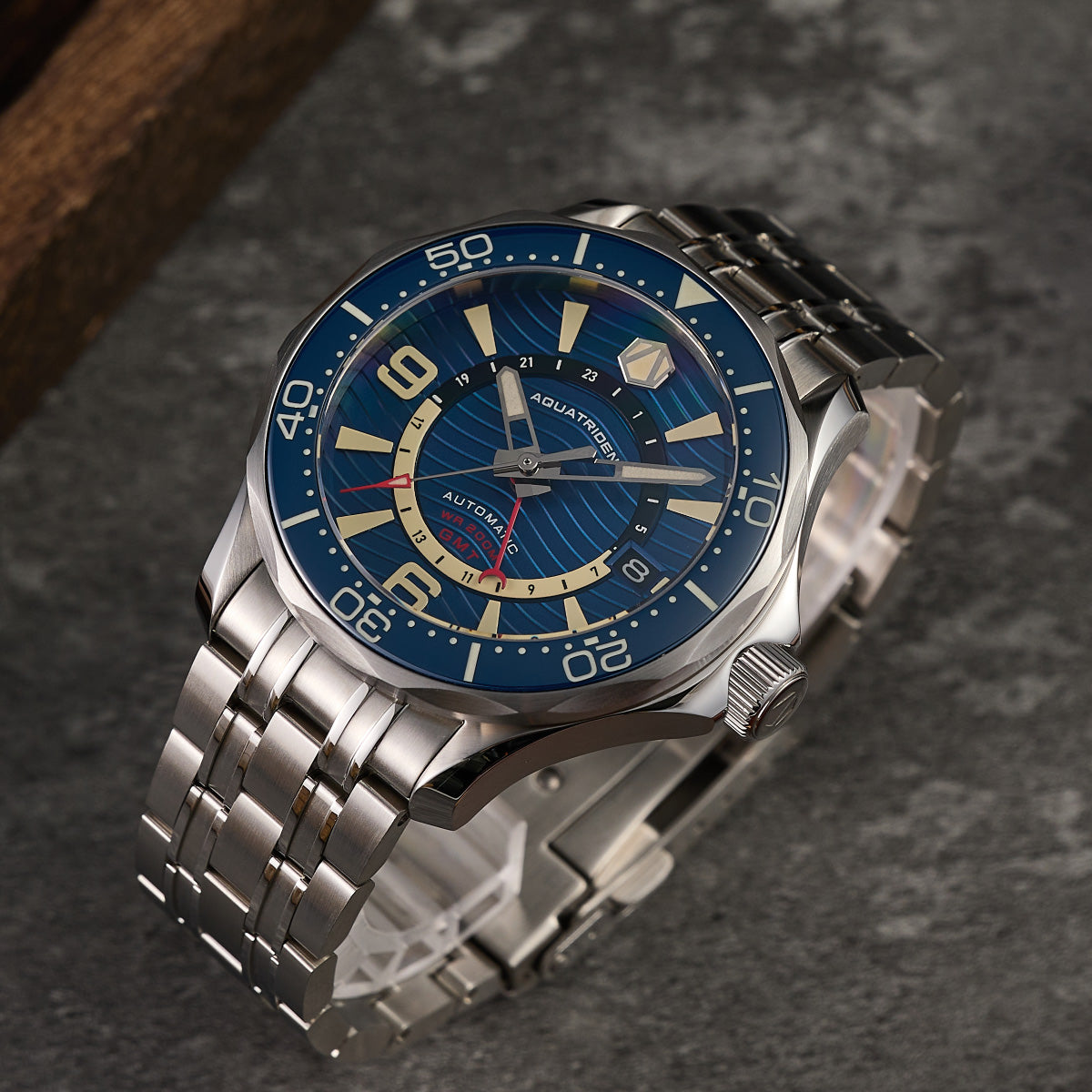 Mariner GMT Stainless Steel Watch. Blue Dial. AQ-24010-22