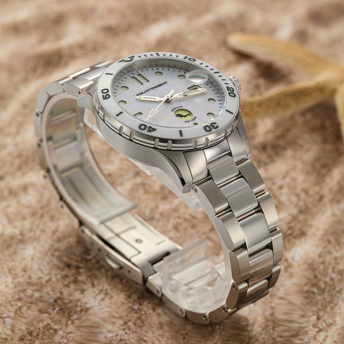 Ocean Watch. Pearl Blue Opal Dial. Stainless Steel Strap 36mm. AQ-23002-05A