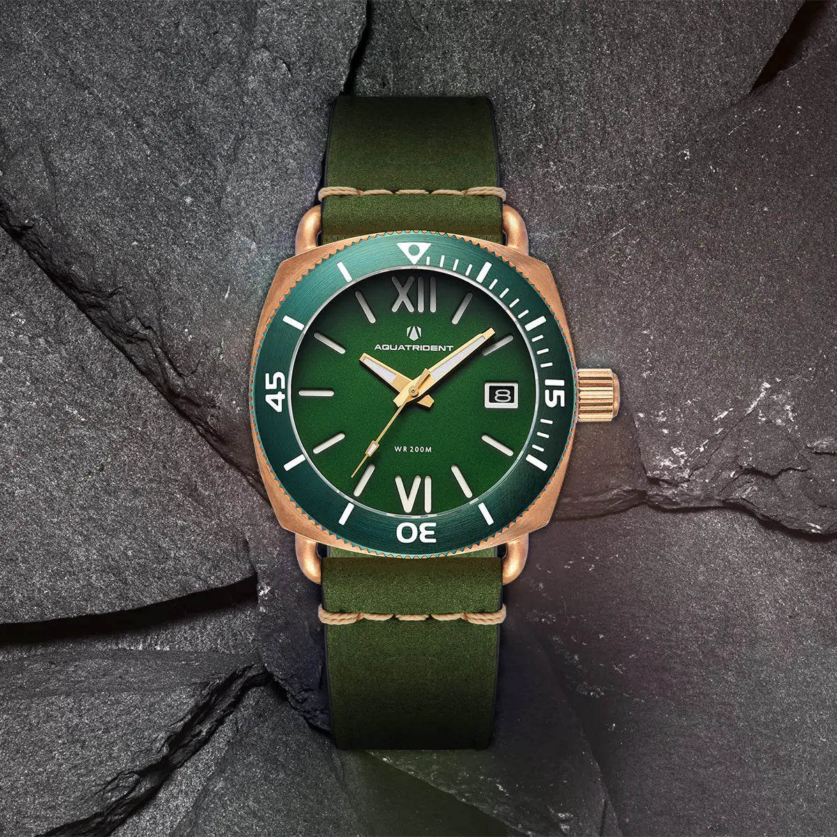 Jaws Bronze Watch. Green Roman Dial. 40Mm. Aq-23008-01 Watches