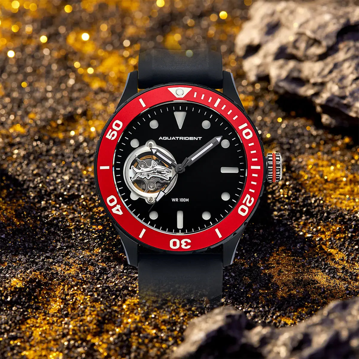 Shark Dive Watch. Black Dial/Red Bezel. Fluororubber Strap. 40Mm. Aq-23005-02